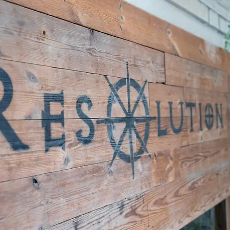 The Resolution Otel Whitby