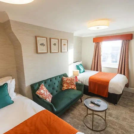 The Resolution Otel