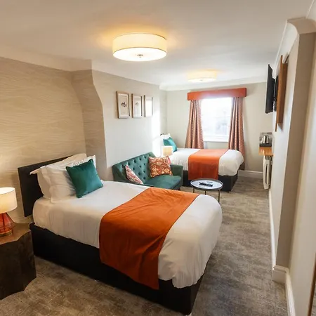 Otel The Resolution 3*