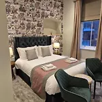 雷索鲁森酒店 3*