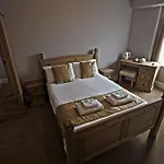 The Resolution Hotel 3*