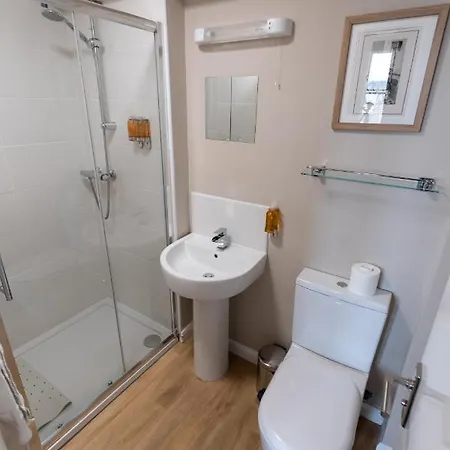 ザ レゾリューション ウィットビー