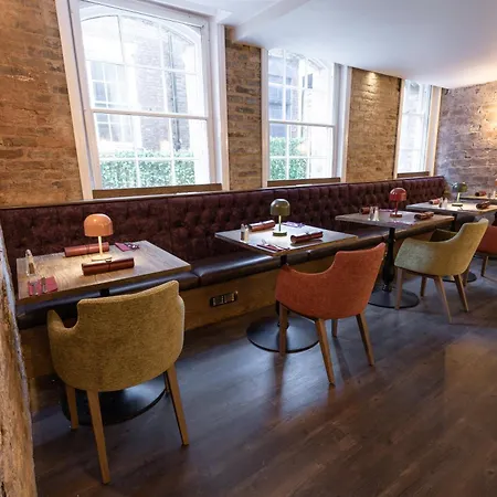 Szálloda The Resolution