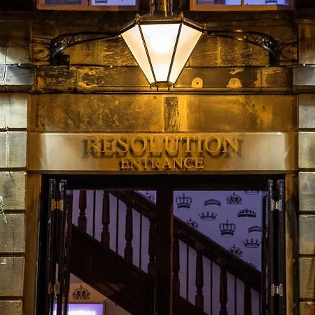 The Resolution Szálloda 3*