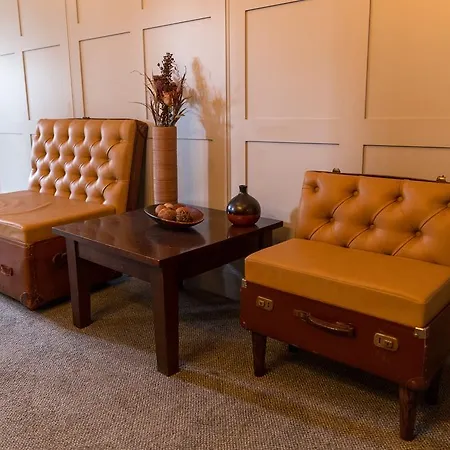 ザ レゾリューション ホテル