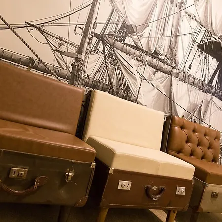 The Resolution Szálloda 3*