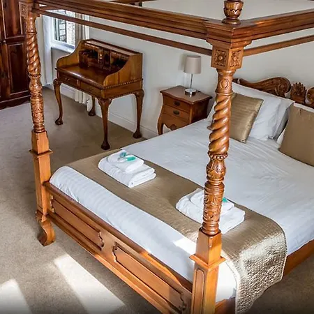 Szálloda The Resolution