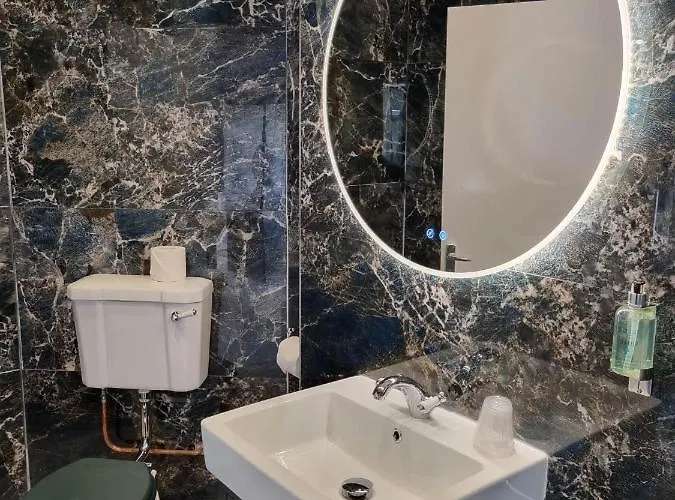 Hotel The Resolution 3*