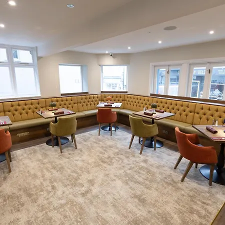 The Resolution Hotel Whitby