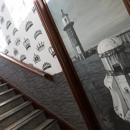 雷索鲁森酒店 3* 惠特比