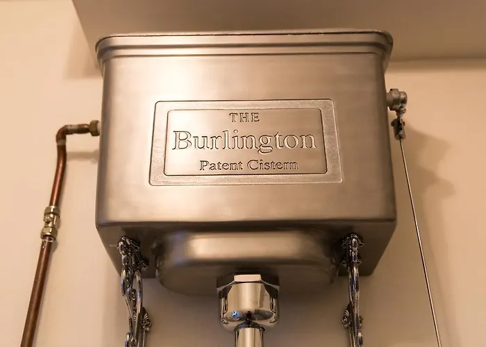 Hotel The Resolution Whitby